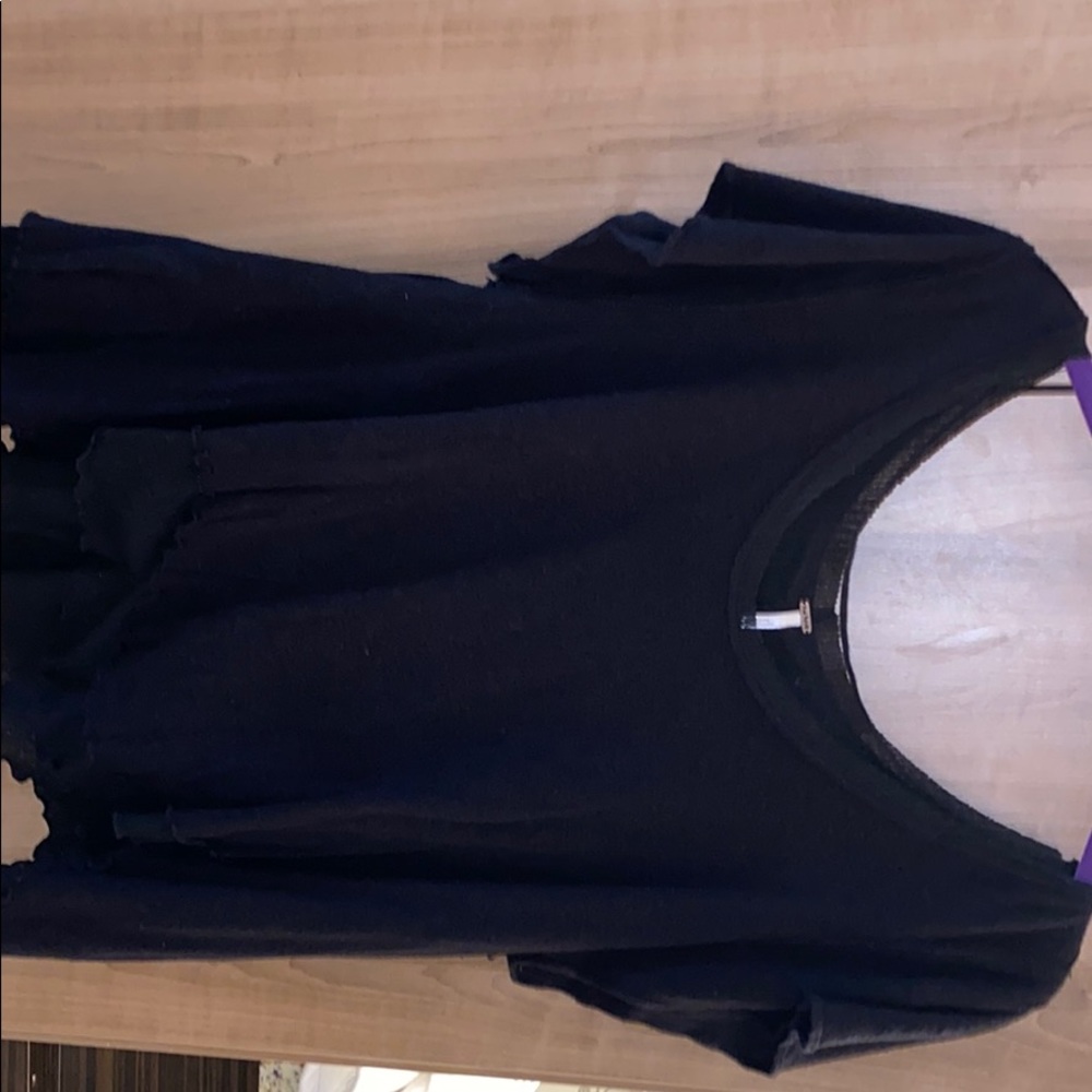 Black free people tee